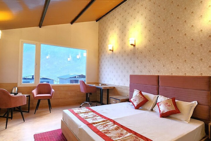 Room 10 of 41