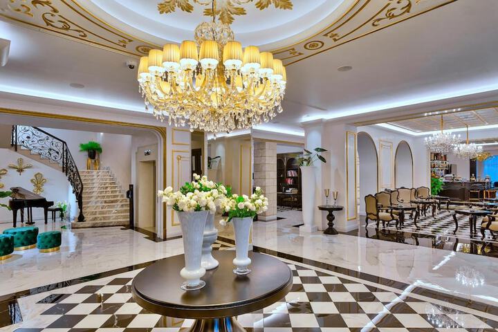 Lobby Entry