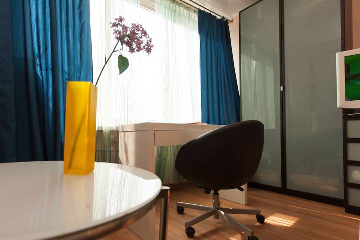 Room 104 of 176