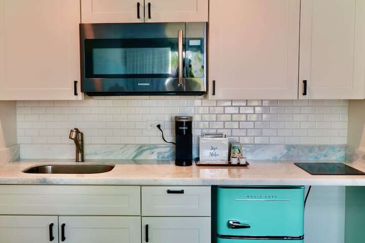 Private kitchenette
