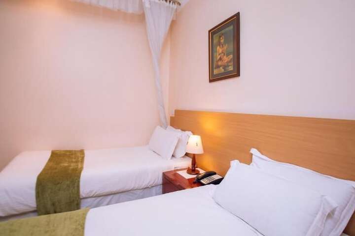 Room 15 of 74