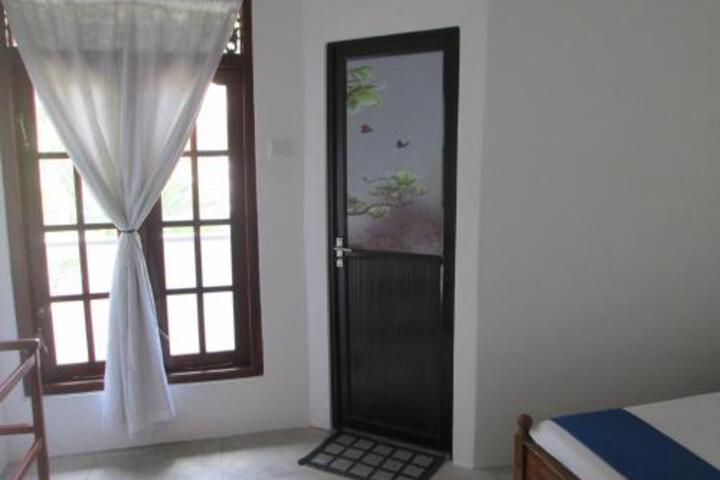 Room 5 of 5
