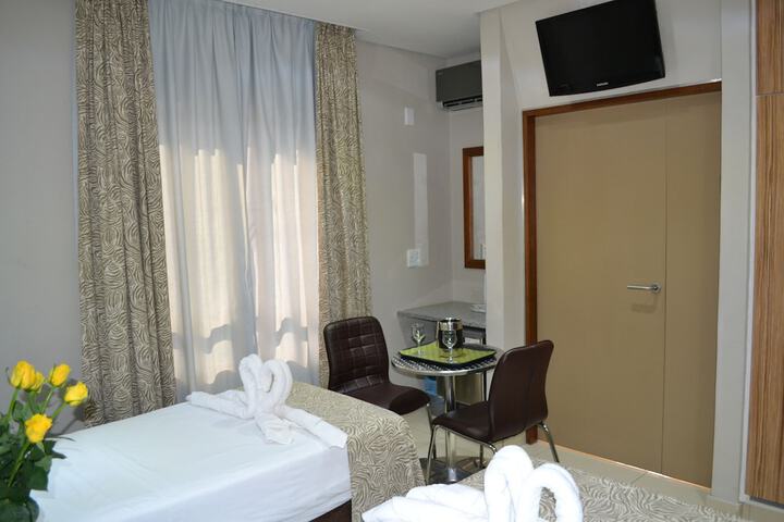 Room 11 of 29
