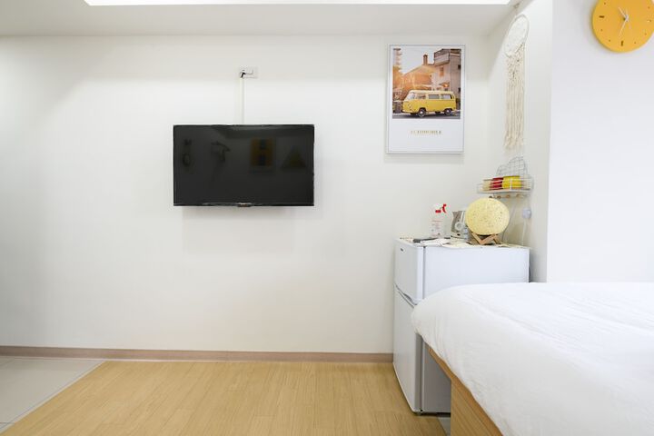 Room 68 of 129
