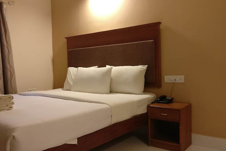 Room 6 of 64