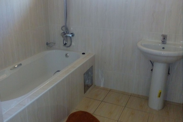 Room 20 of 37