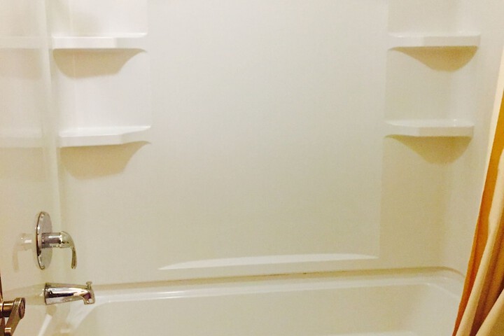 Room 25 of 34
