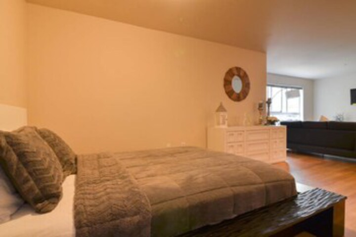 Room 15 of 17