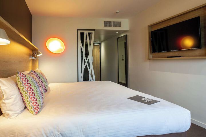 Room 18 of 55