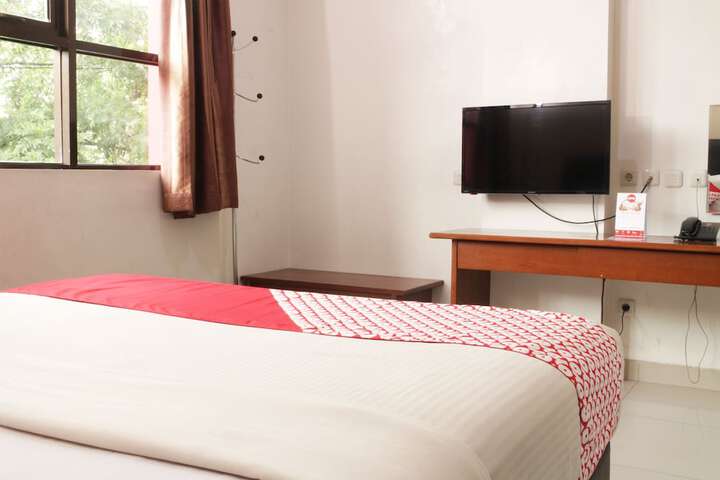 Room 1 of 4