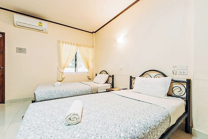 Room 6 of 49