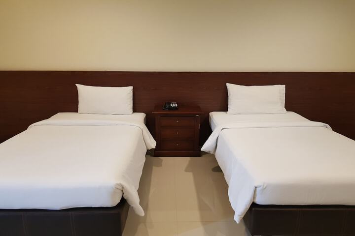 Room 17 of 49