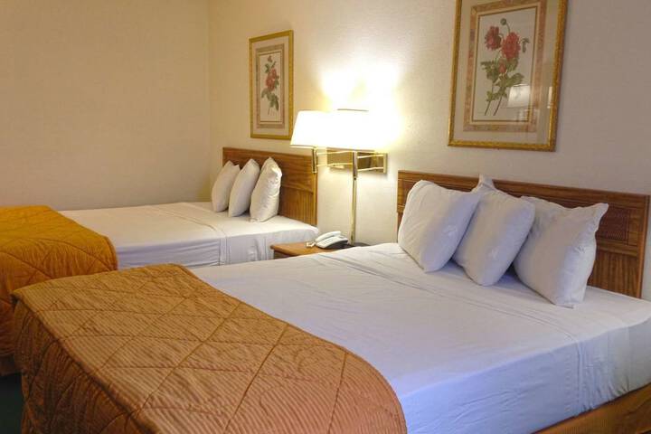 Double Bed Accessible (2 of 6)