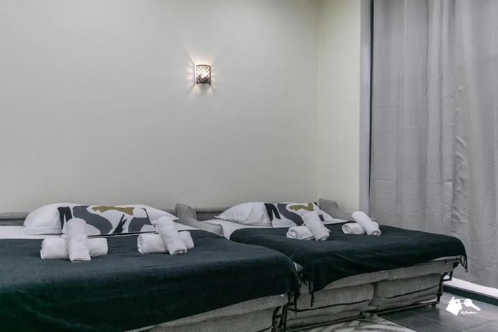 Room 5 of 21