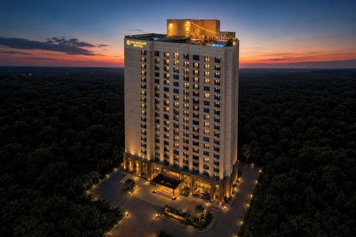 Hotel 37 of 39
