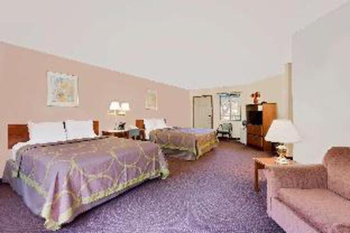 Room 12 of 13
