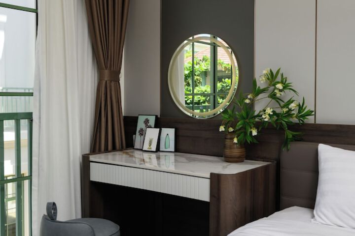 Room 104 of 501
