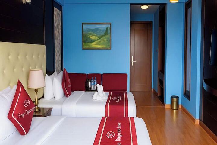 Room 19 of 80