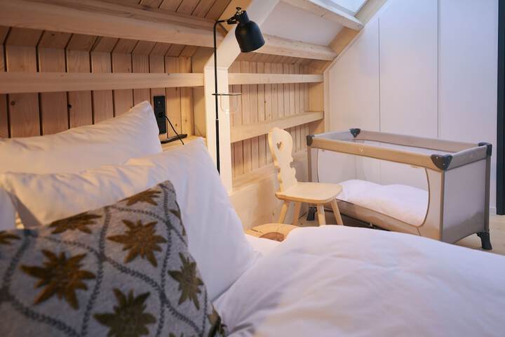 Room 40 of 94