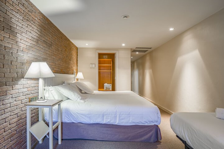 Room 20 of 93