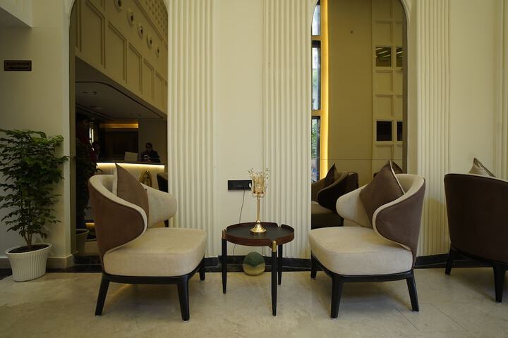 Hotel Interior 5 of 38