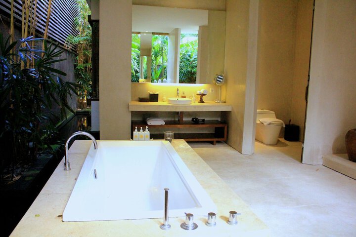 Bath Photo