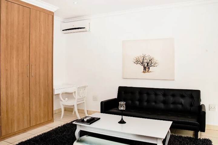 Room 110 of 192