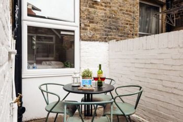 Terrace/Patio 3 of 19