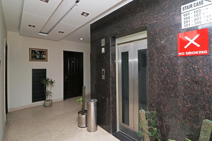 Hotel Interior 8 of 17