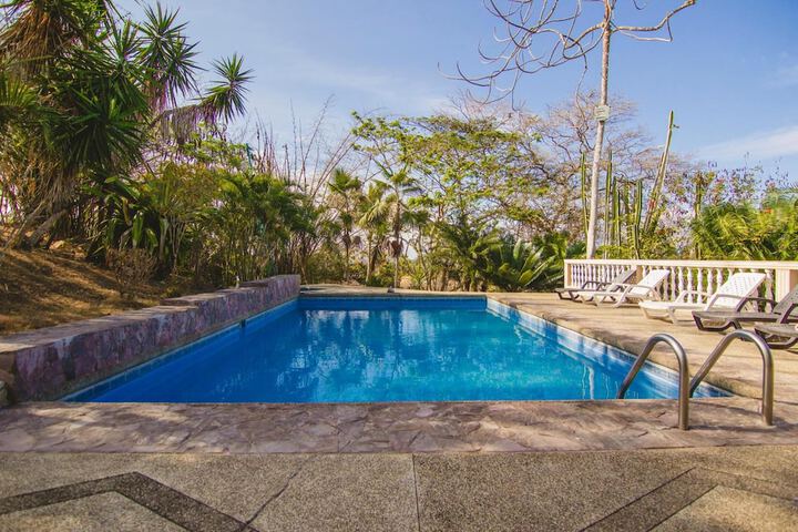 Pools & Facilities
