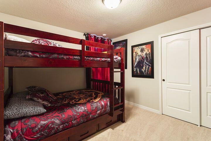 Room 5 of 37
