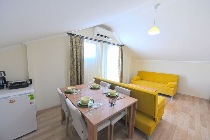 Room 16 of 24