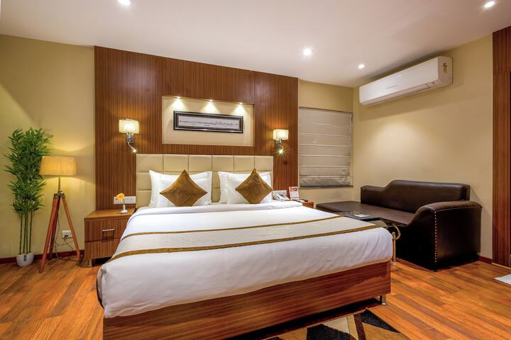 Room 46 of 161