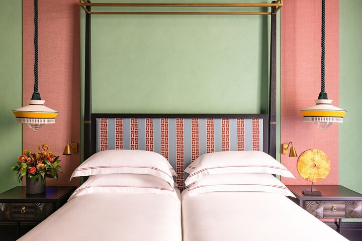 Room 21 of 58