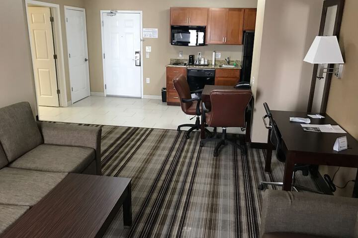Room 21 of 40