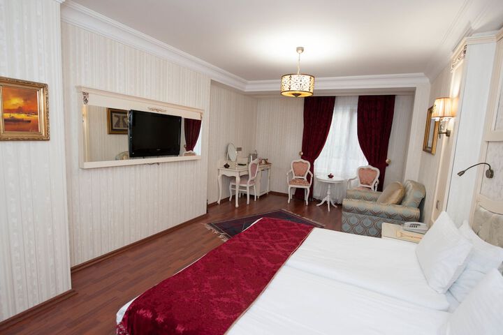 Room 7 of 53