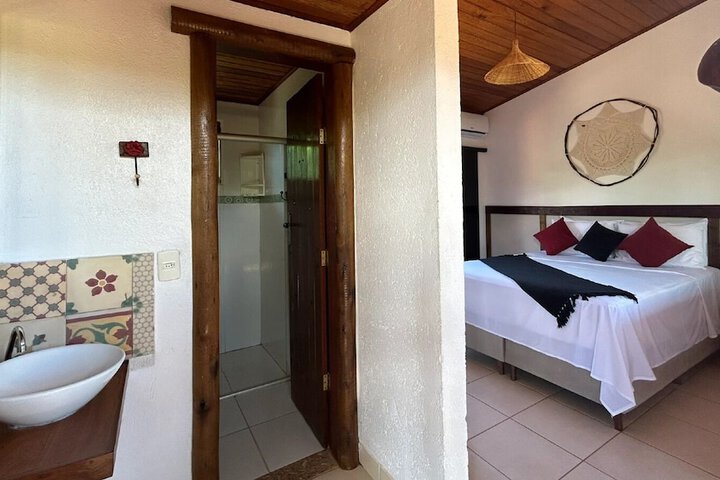 Room 9 of 28