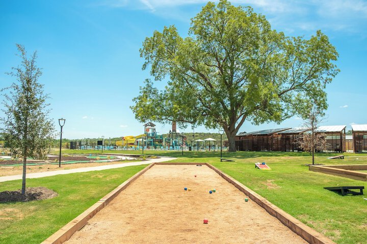 Property Grounds 50 of 58