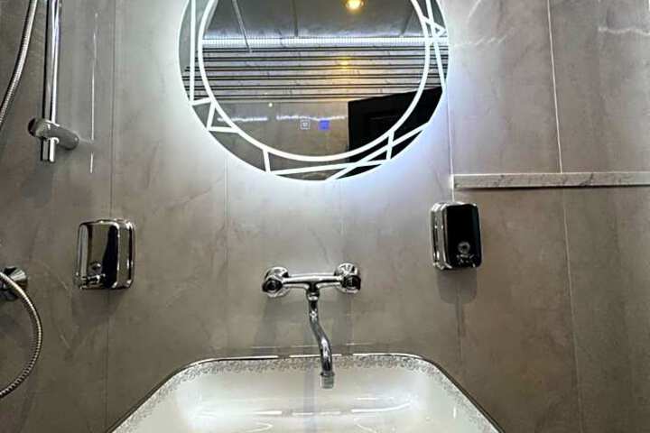 Photo 6