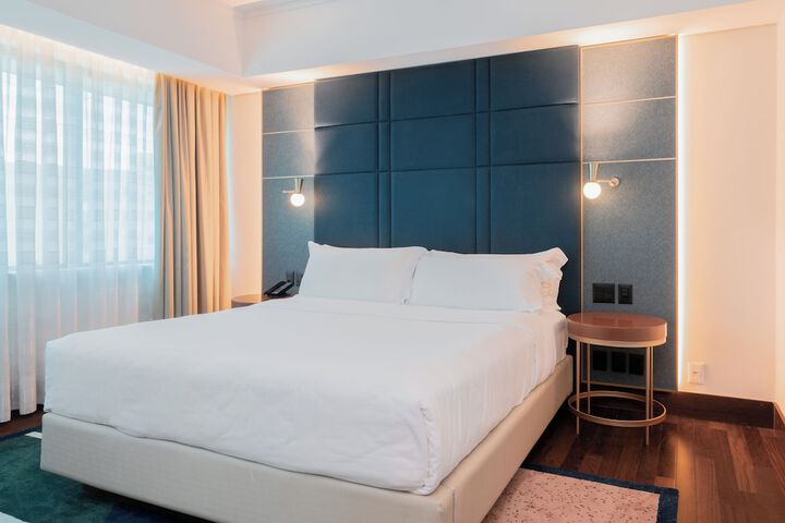Room 20 of 142
