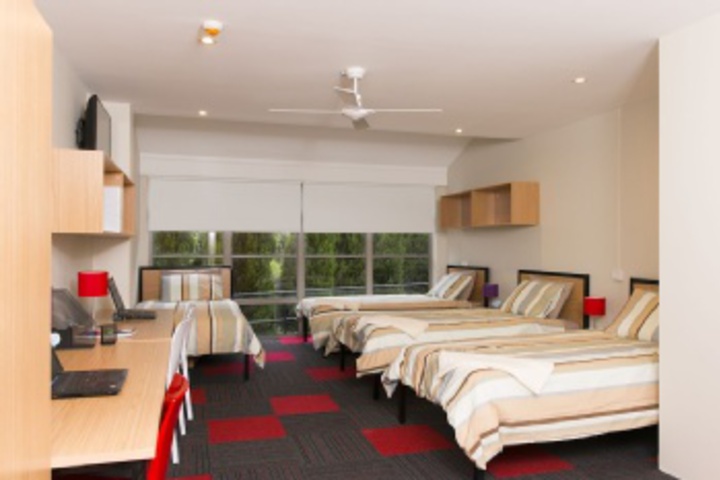 Room 153 of 288