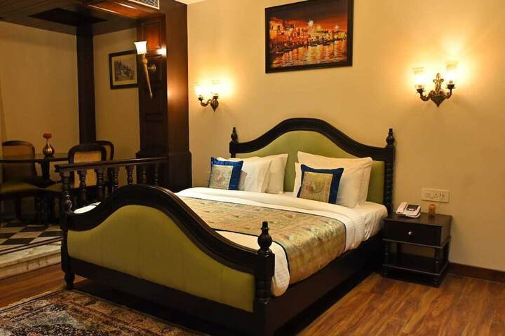 Room 42 of 161