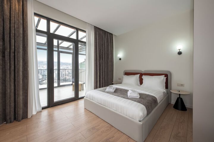 Room 7 of 31