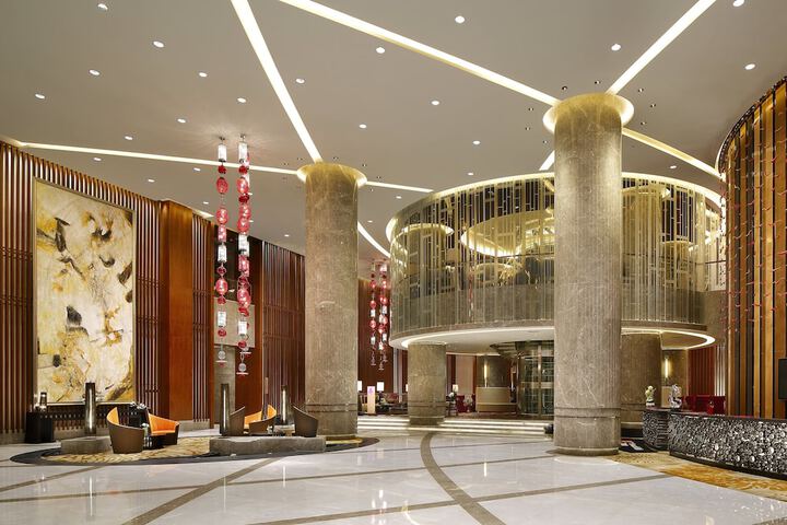 Hotel 102 of 106