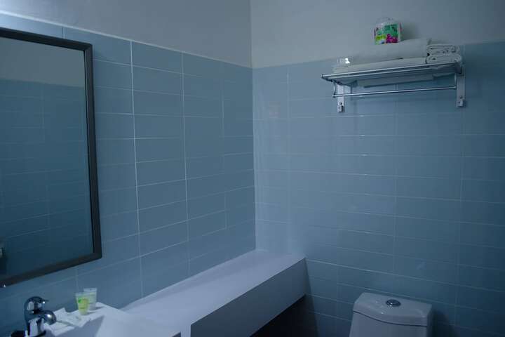 Room 18 of 87
