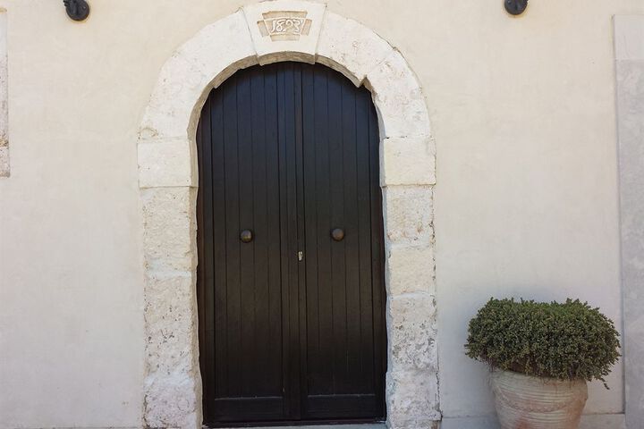 HOTEL 1823