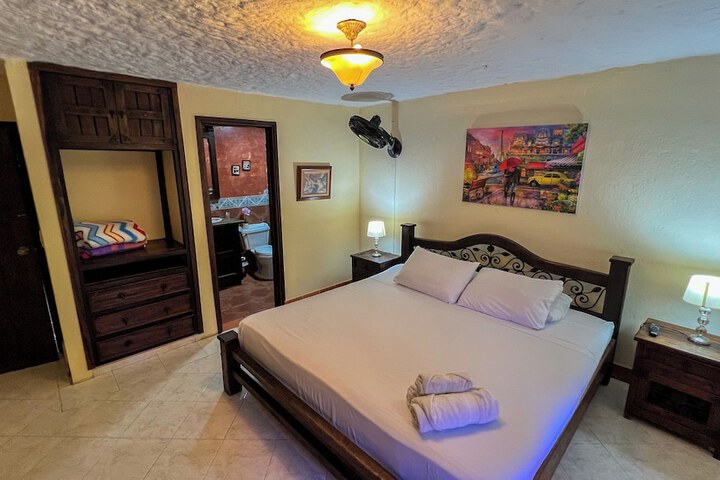 Room 22 of 178