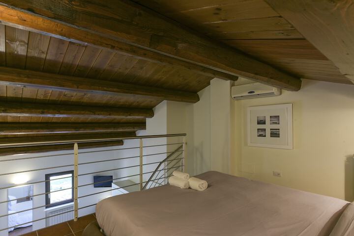 Room 37 of 95