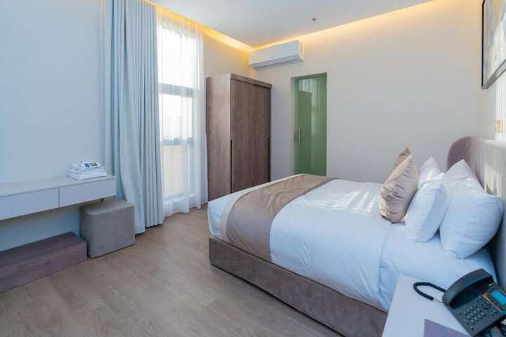 Room 3 of 18