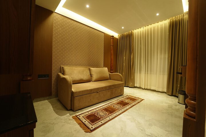 Room 18 of 35